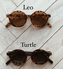 Load image into Gallery viewer, Sunnies - Leo